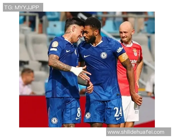 欧联杯精彩对决那不勒斯大胜切尔西红牌事件引发全场热议与十大进球回顾 欧联杯精彩对决那不勒斯大胜切尔西红牌事件引发全场热议与十大进球回顾