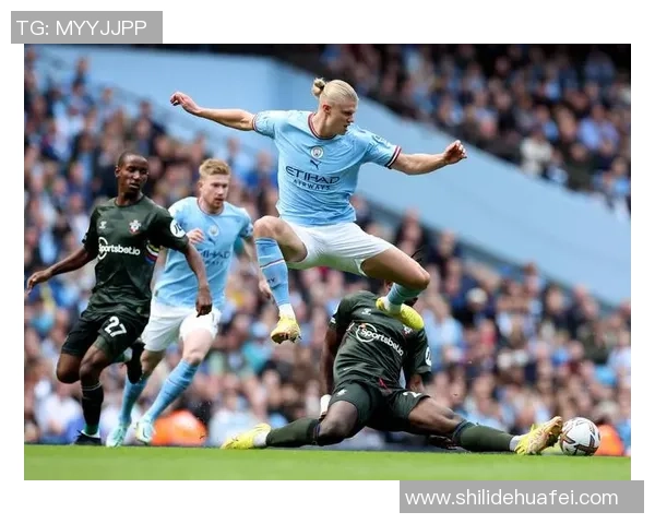 足总杯精彩对决尤文图斯与曼城激战成和战术分析与逆转瞬间回顾