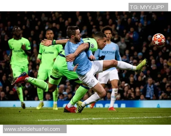 德甲激战:皇马凭神扑力克曼城全场沸腾数据解析引人关注 德甲激战:皇马凭神扑力克曼城全场沸腾数据解析引人关注