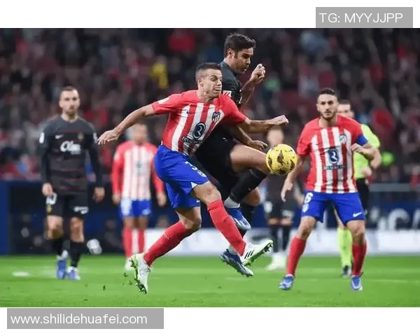 欧冠激战曼联与马竞战成平局逆转瞬间点燃全场激情