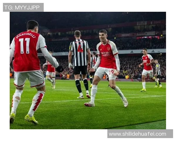 英超历史冷门那不勒斯5-1大胜巴黎圣日耳曼引发全场震惊